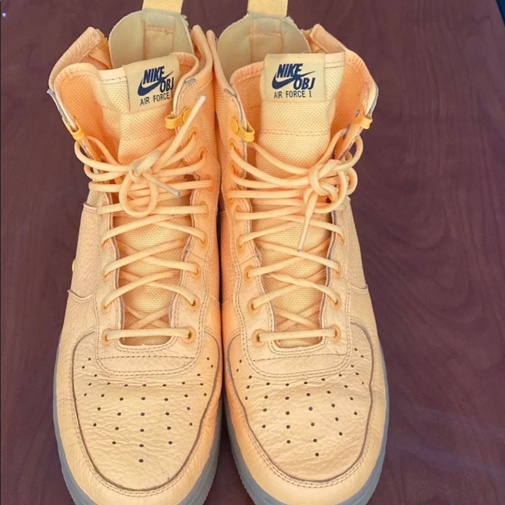 The Special Field Air Force 1 Mid 'OBJ'